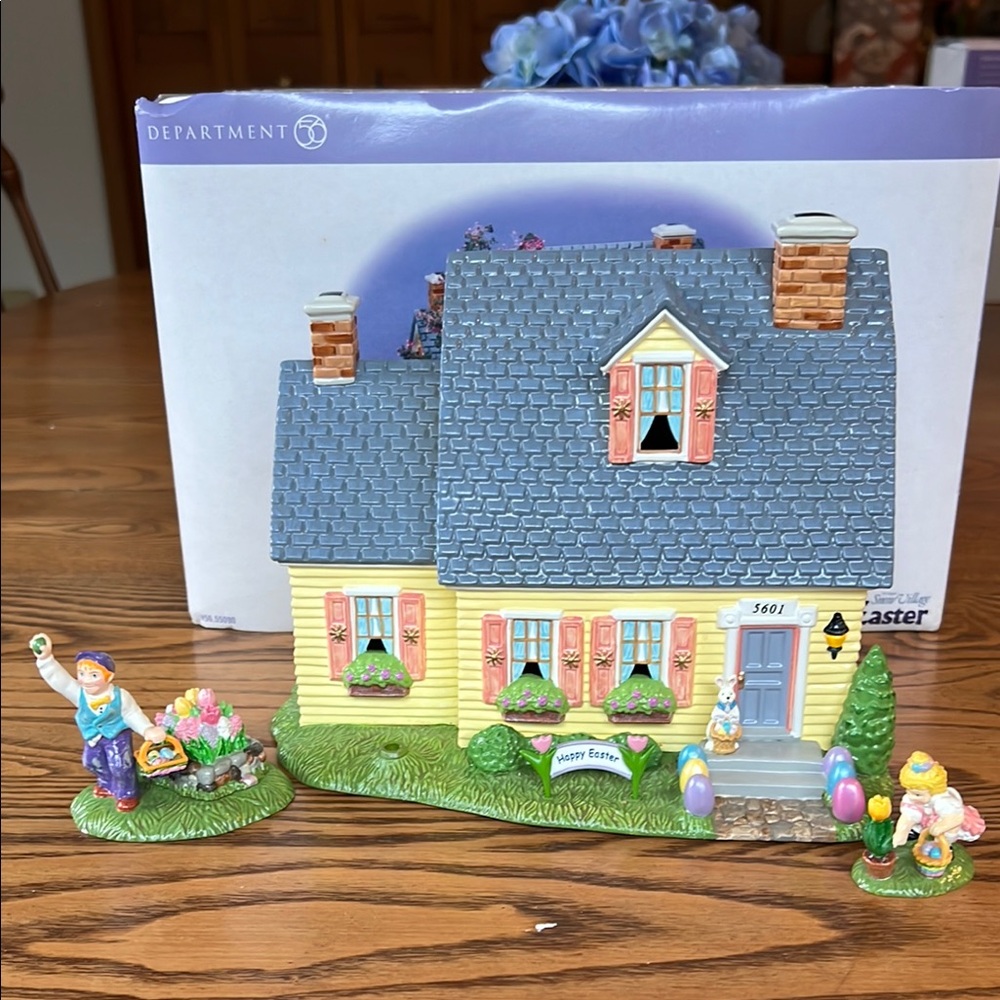 Department 56 Happy Easter House